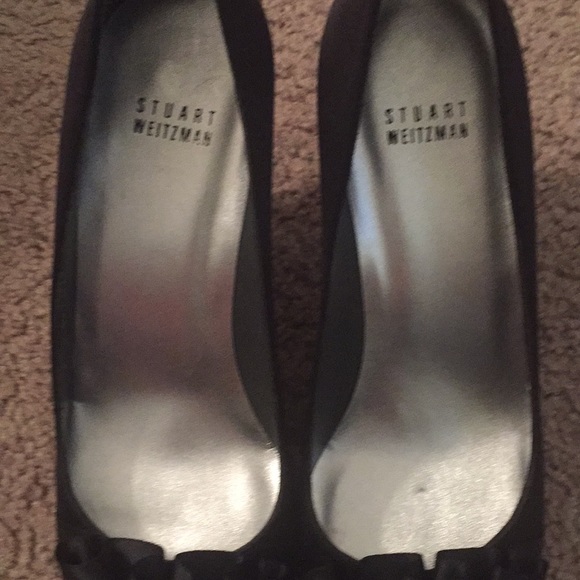 Stuart Weitzman Black Kitten Heels - Picture 4 of 6